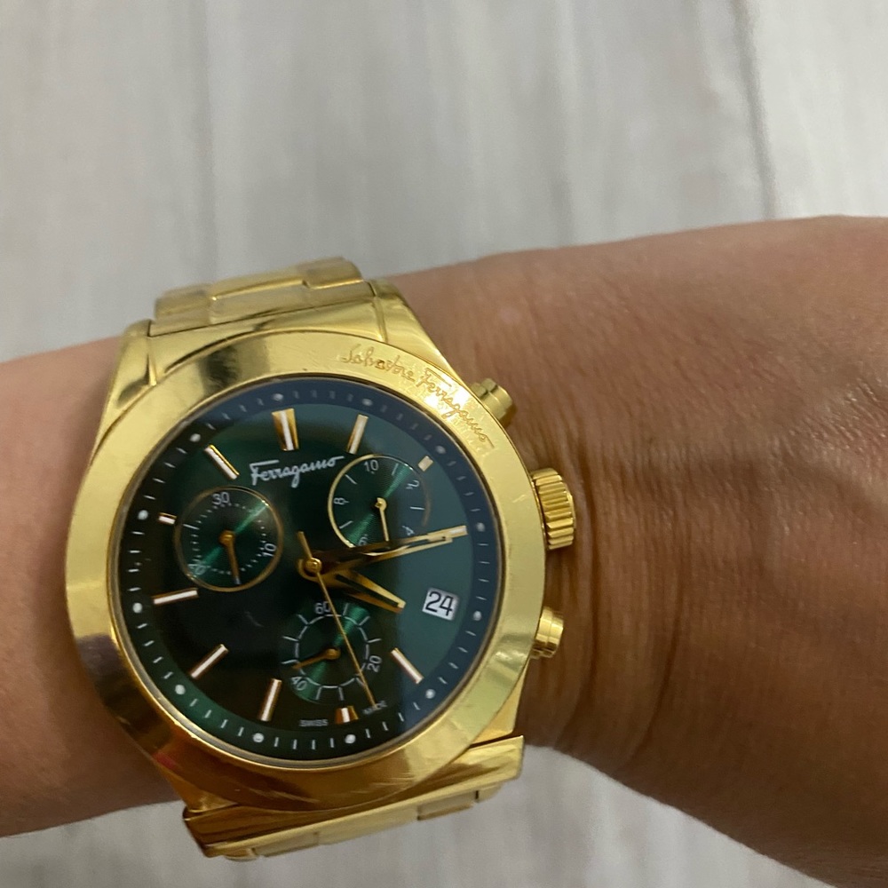 Salvatore ferragamo watch
